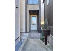 【埼玉県/さいたま市大宮区天沼町】さいたま市大宮区天沼町2丁目　戸建 玄関