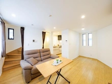 【東京都/北区栄町】北区栄町　戸建 リビング