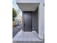 【東京都/北区栄町】北区栄町　戸建 玄関