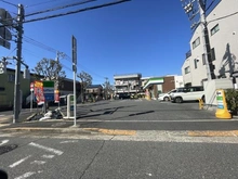 【東京都/江戸川区北小岩】江戸川区北小岩7丁目　中古戸建 ファミリーマート北小岩六丁目店（現地より約800m）