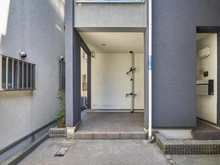 【東京都/葛飾区堀切】葛飾区堀切二丁目　中古戸建 玄関