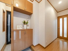 【埼玉県/さいたま市浦和区岸町】さいたま市浦和区岸町一丁目　中古戸建 玄関