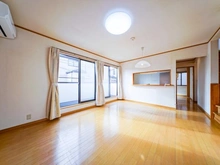 【東京都/墨田区立花】墨田区立花四丁目　中古戸建 リビング・ダイニング