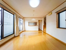 【東京都/墨田区立花】墨田区立花四丁目　中古戸建 リビング・ダイニング