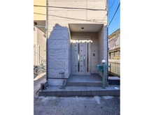 【東京都/足立区梅田】足立区梅田三丁目　中古戸建 玄関