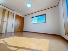 【東京都/昭島市郷地町】昭島市郷地町一丁目　戸建 洋室