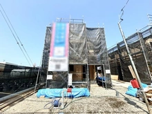 【東京都/府中市本宿町】府中市本宿町一丁目　新築戸建　4号棟 建築中の外観：全4棟／写真中央