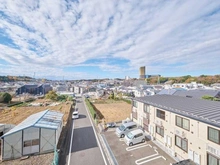 【東京都/多摩市和田】多摩市和田　中古戸建 リビング・ダイニング：※家具・調度品等は本体価格に含まれません。