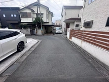 【東京都/府中市西原町】府中市西原町2丁目　中古戸建 前面道路：東側