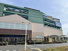 【東京都/府中市四谷】府中市四谷六丁目　中古戸建 西友「府中四谷店」（現地より約470m）：ホームセンターコーナン「府中四谷店」も同一建物内に入っております。