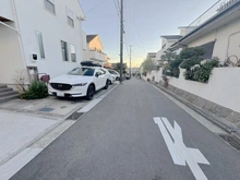 【神奈川県/横浜市保土ケ谷区法泉】保土ケ谷区法泉2丁目　戸建 前面道路