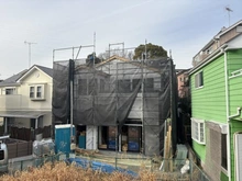 【神奈川県/横浜市保土ケ谷区仏向町】保土ケ谷区仏向町　新築戸建 建築中の外観：写真中央