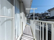 【神奈川県/横浜市戸塚区下倉田町】戸塚区下倉田町　戸建 バルコニー
