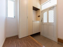 【神奈川県/横浜市戸塚区下倉田町】戸塚区下倉田町　戸建 玄関