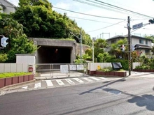 【神奈川県/横浜市戸塚区名瀬町】戸塚区名瀬町　戸建 秋葉中学校（現地より約1,350m）