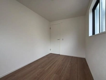 【神奈川県/横浜市戸塚区上矢部町】戸塚区上矢部町　新築戸建 洋室：約5.0帖