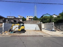 【神奈川県/横浜市戸塚区戸塚町】戸塚区戸塚町　新築戸建　A棟／全3棟 現地（建築前）：全3区画/左側