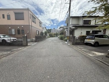 【神奈川県/横浜市泉区和泉町】横浜市泉区和泉町　戸建 前面道路