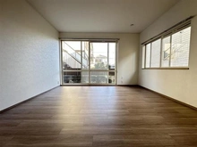 【神奈川県/横浜市保土ケ谷区法泉】保土ケ谷区法泉3丁目　戸建 洋室