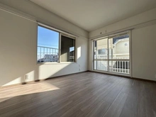 【神奈川県/横浜市保土ケ谷区法泉】保土ケ谷区法泉3丁目　戸建 洋室