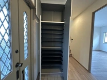 【神奈川県/横浜市保土ケ谷区法泉】保土ケ谷区法泉3丁目　戸建 シューズボックス