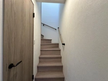 【神奈川県/横浜市保土ケ谷区法泉】保土ケ谷区法泉3丁目　戸建 階段