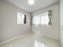 【神奈川県/横浜市旭区都岡町】旭区都岡町　戸建 洋室