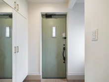 【神奈川県/横浜市旭区都岡町】旭区都岡町　戸建 玄関