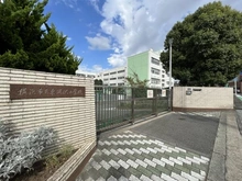 【神奈川県/横浜市戸塚区汲沢町】戸塚区汲沢町　戸建 東汲沢小学校（現地より約950m）