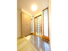 【神奈川県/横浜市神奈川区白幡町】神奈川区白幡町　戸建 玄関