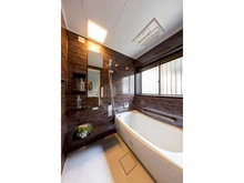 【大阪府/吹田市千里山西】吹田市千里山西六丁目　中古戸建 浴室