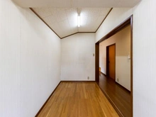 【大阪府/吹田市千里山西】吹田市千里山西六丁目　中古戸建 サービスルーム（納戸）