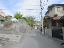 【大阪府/四條畷市岡山東】四条畷市岡山東五丁目　戸建 前面道路