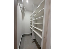 【大阪府/高槻市日吉台六番町】高槻市日吉台六番町　新築戸建1号地 シューズインクローゼット