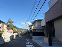 【大阪府/高槻市日吉台六番町】高槻市日吉台六番町　新築戸建2号地 前面道路
