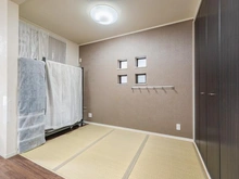 【兵庫県/宝塚市山本野里】宝塚市山本野里一丁目　戸建 畳コーナー