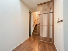 【兵庫県/宝塚市山本野里】宝塚市山本野里一丁目　戸建 玄関