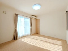 【大阪府/茨木市山手台新町】茨木市山手台新町三丁目　戸建 洋室：２Ｆ（約7.0帖）