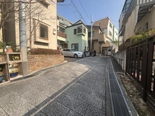 【兵庫県/神戸市中央区北野町】神戸市中央区北野町四丁目　中古戸建 前面道路