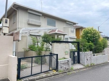 【大阪府/高槻市南平台】高槻市南平台五丁目　中古戸建 外観