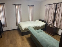 【兵庫県/宝塚市中山桜台】宝塚市中山桜台七丁目　中古戸建 洋室：1階部分
家具調度品は価格に含まれません