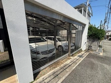 【兵庫県/西宮市雲井町】西宮市雲井町　二世帯住宅 駐車場