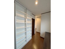 【兵庫県/西宮市上甲東園】西宮市上甲東園三丁目　中古戸建 2階：廊下部分
