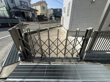 【兵庫県/西宮市松山町】西宮市松山町　中古戸建 駐車場