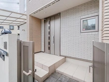 【兵庫県/西宮市松山町】西宮市松山町　中古戸建 玄関
