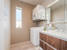 【兵庫県/尼崎市武庫之荘】尼崎市武庫之荘五丁目　中古戸建 洗面室