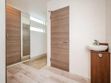 【兵庫県/尼崎市武庫之荘】尼崎市武庫之荘五丁目　中古戸建 玄関