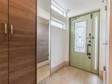 【兵庫県/尼崎市武庫之荘】尼崎市武庫之荘五丁目　中古戸建 玄関