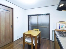 【兵庫県/西宮市中島町】西宮市中島町　中古戸建 ダイニング：※家具調度品は価格に含まれません（2025年11月撮影）