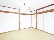 【兵庫県/西宮市中島町】西宮市中島町　中古戸建 洋室：※家具調度品は価格に含まれません（2025年11月撮影）